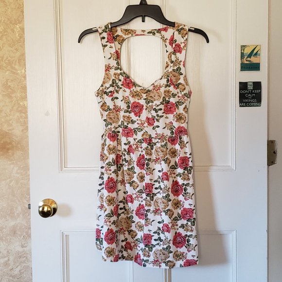 Forever 21 MEDIUM white floral dress pink yellow belt cut-out back - Picture 4 of 6